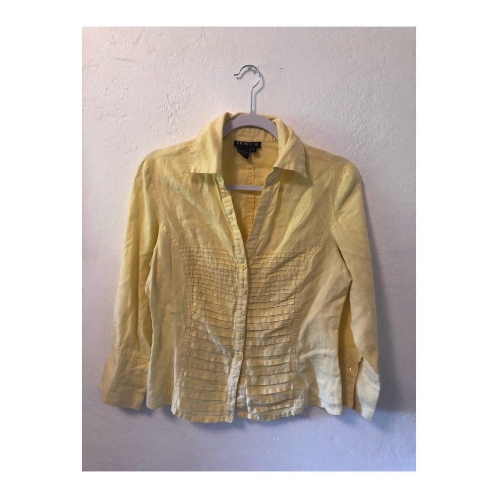 Simple classy yellow top